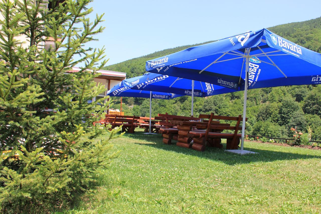 Motel Bavaria フォチャ エクステリア 写真